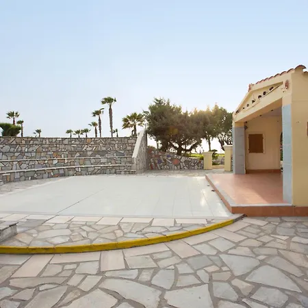 Hotel Eurovillage Achilleas 4*