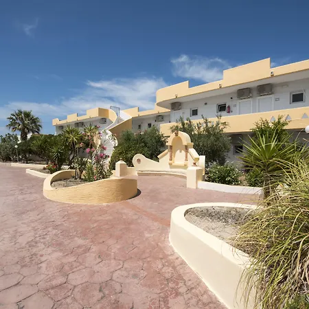 Hotel Eurovillage Achilleas 4*